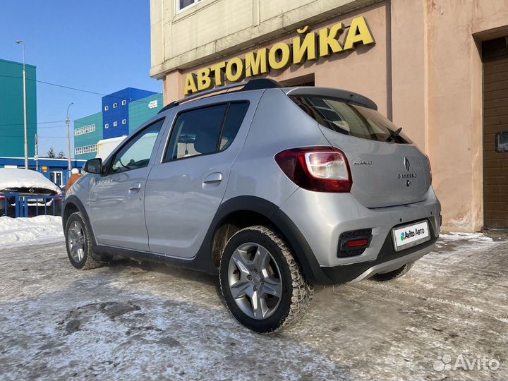 Renault Sandero Stepway 1.6 AT, 2020, 82 000 км