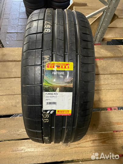 Pirelli P Zero 235/40 R19 92Y