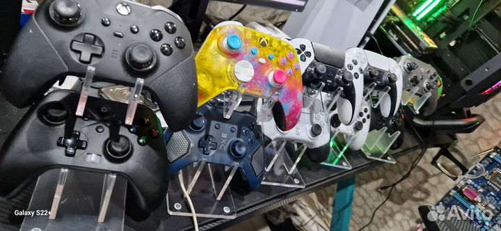 Подставка для геймпадов PS4/PS3/Xbox/Switch