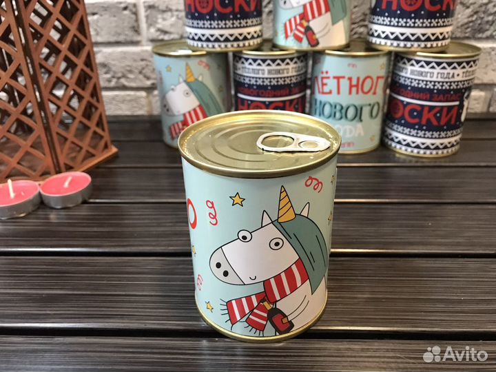 Мужские носки в банке