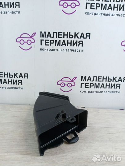 Водосток планки обтекателя (жабо) лев. низ. BMW M5