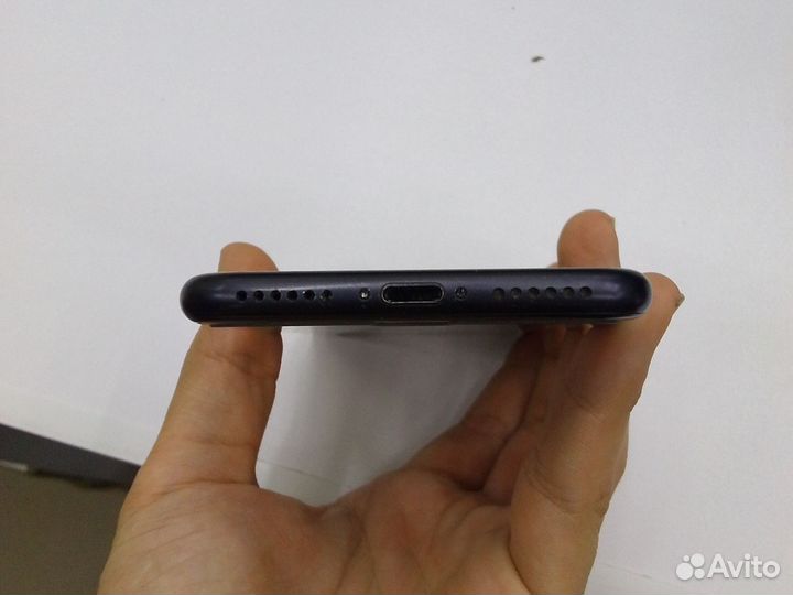 iPhone 7, 32 ГБ