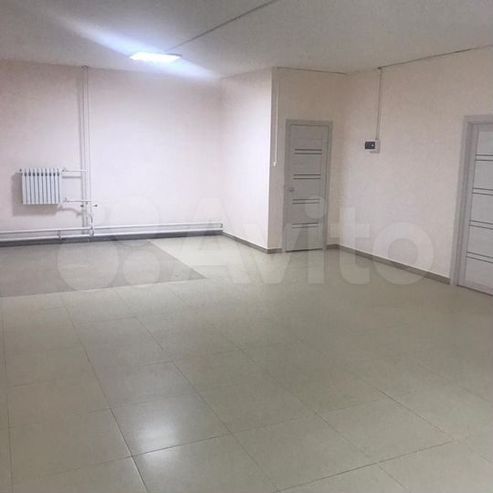 Торговая площадь, 83 м²