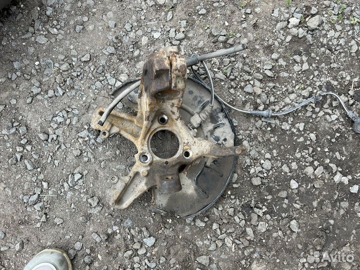 Поворотный кулак Skoda Yeti цети