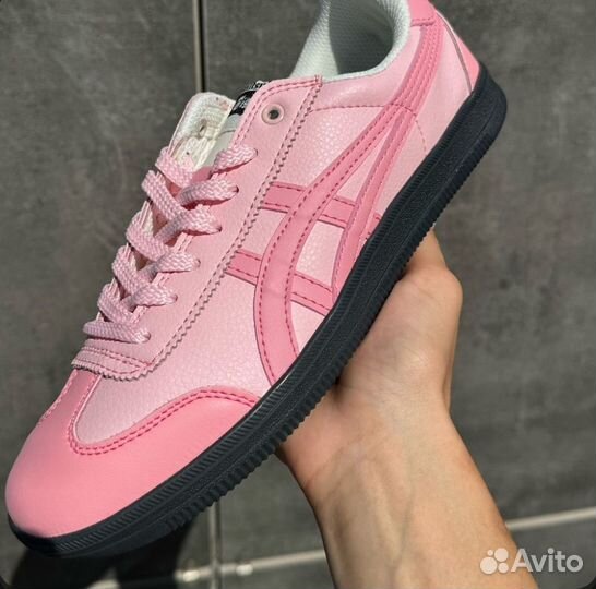 Asics Onitsuka Tiger Tokuten Pink