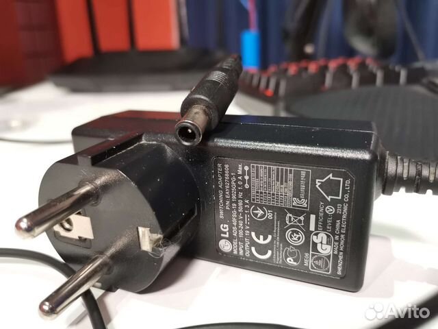 Блок питания 19V 1,3A LG