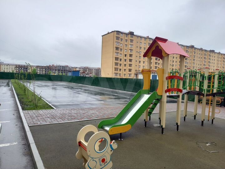 2-к. квартира, 73,2 м², 9/10 эт.