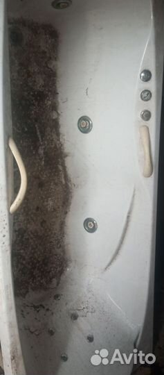 Ванна акриловая