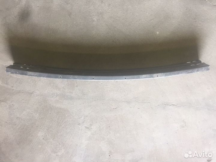 Усилитель бампера nissan qashqai j11