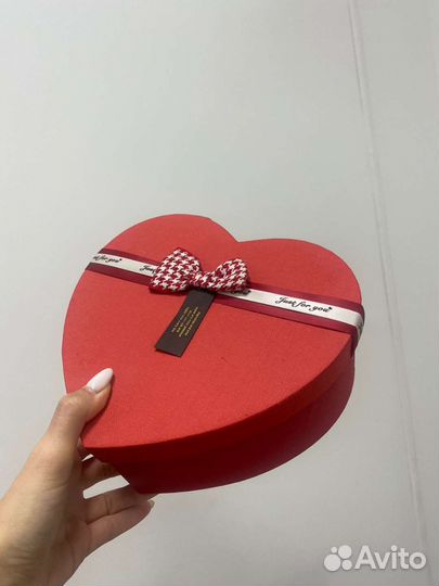 Шляпные коробки для цветов