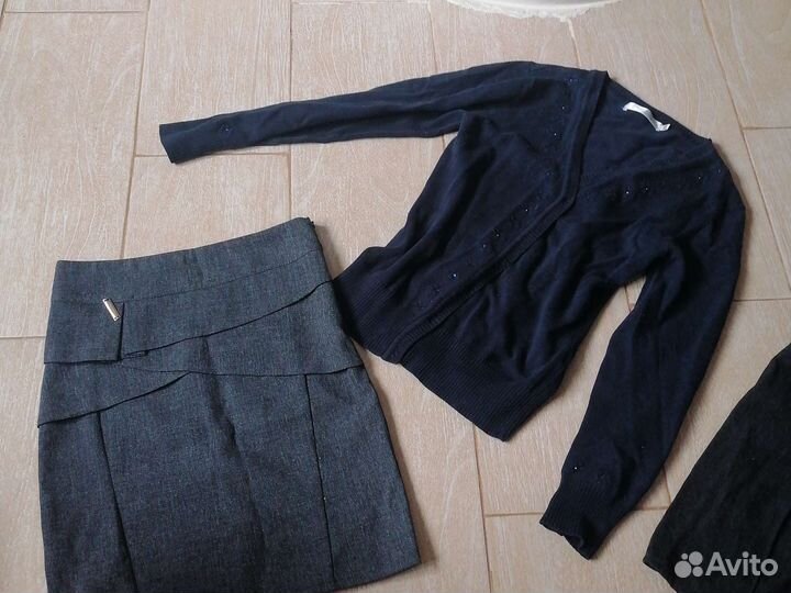 Школьные вещи на девочку 134-140