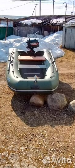 Моторная лодка