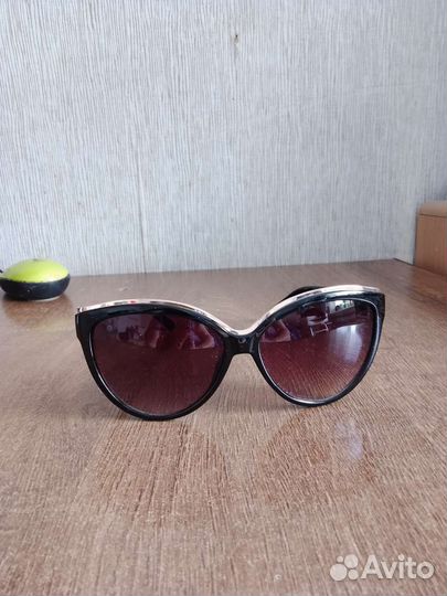 Солнцезащитные очки