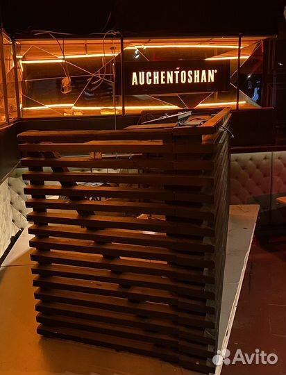 Деревянная стойка