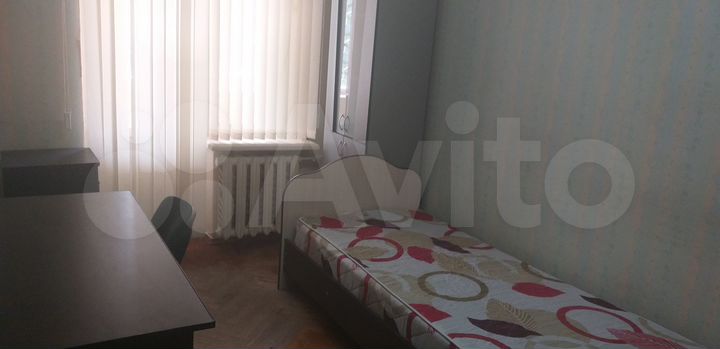 Комната 12 м² в 4-к., 1/9 эт.