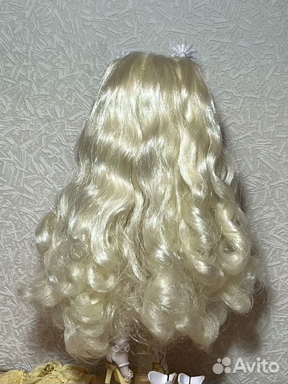 Rainbow High delilah