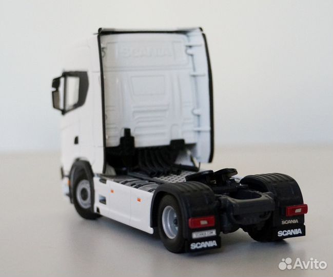 1/50 тягач Scania S Highline CS20H WSI 1:50