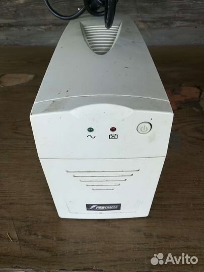 Источник бесперебойного питания