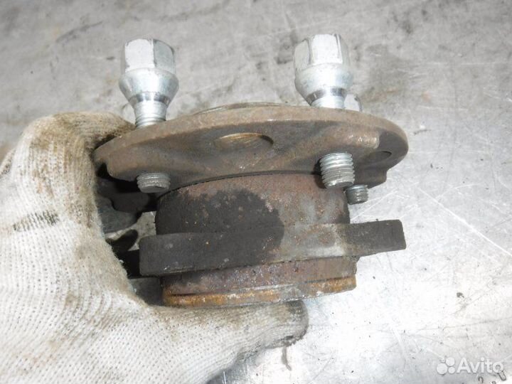 Ступица задняя левая Ssang Yong Actyon D20DTF 2011