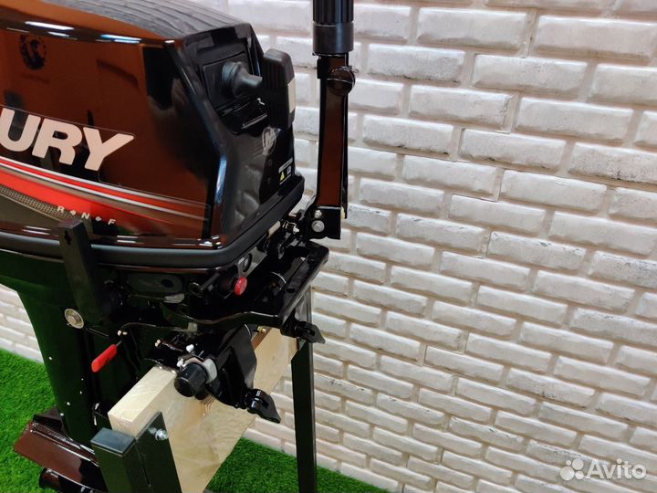 2х-тактный лодочный мотор Mercury 15 MH Япония
