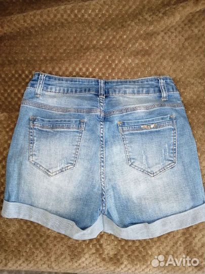 Джинсовые шорты
