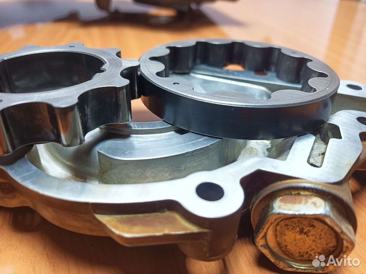 Масляный насос Киа Оптима G4ND отличное состояние