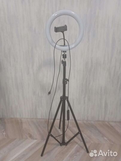 Кольцевая лампа