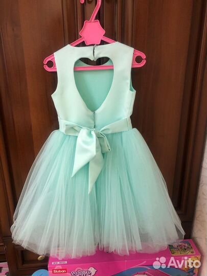 Платье праздничное