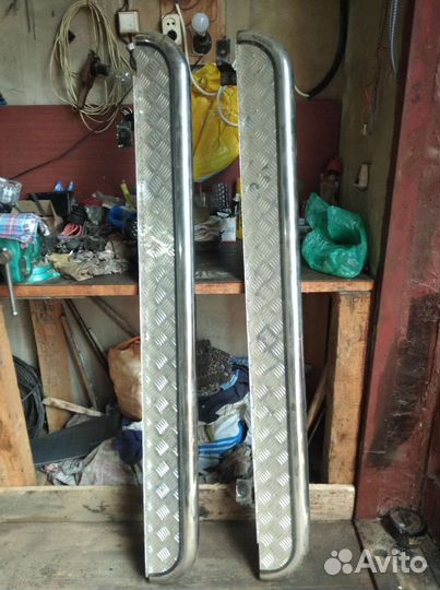 Пороги от. Rav4 2015