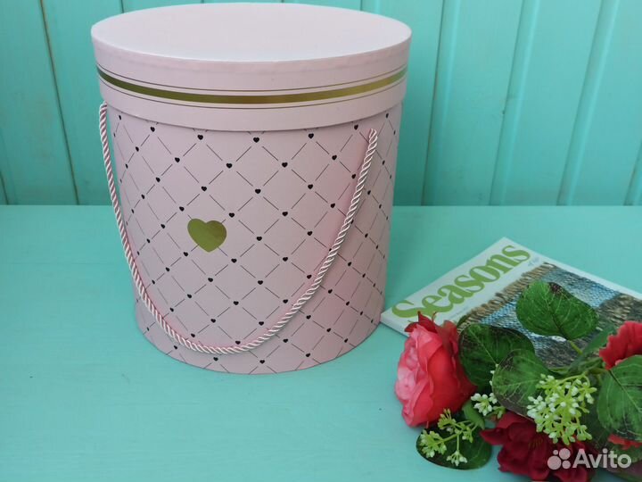 Коробка подарочная круглая для цветов для хранения