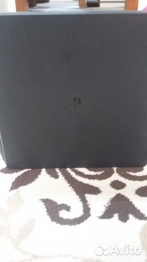 Sony PS4 slim