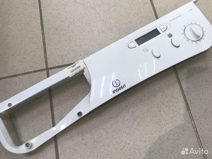 Панель управления стиральной машины Indesit