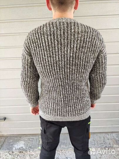 Новый шерстяной свитер на молнии 54