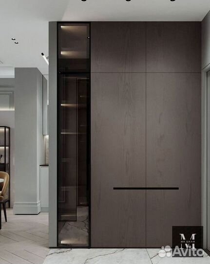 Шкаф с зеркалом