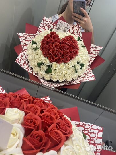 Букеты из 101, 51, 31 розы