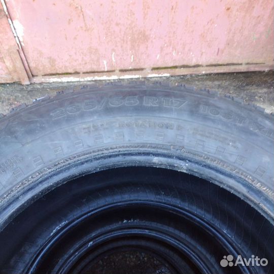 Nokian Tyres  Hakka Truck 844 235/65 R17