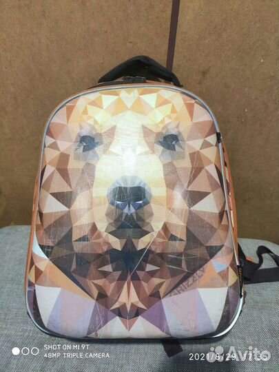Рюкзак школьный