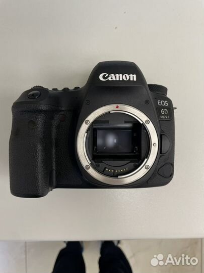 Продаю Canon 6d mark II