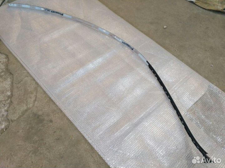 Молдинг крыши левый Mercedes-Benz E-Class W212