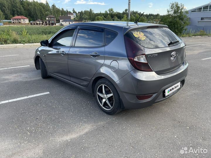 Hyundai Solaris 1.6 AT, 2012, 206 000 км