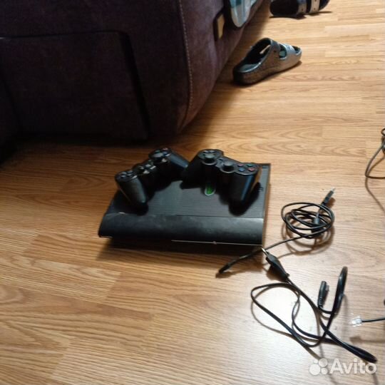 PlayStation 3 super slim с рулём прошитая