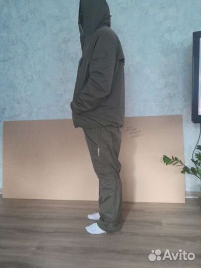 Костюм 58размер походный с сеткой мембраной