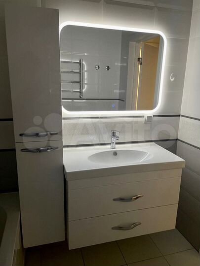 2-к. квартира, 67,6 м², 8/10 эт.