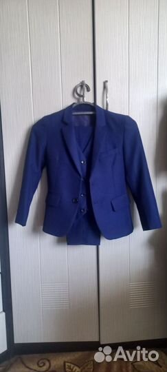 Школьный костюм для мальчика тройка 122