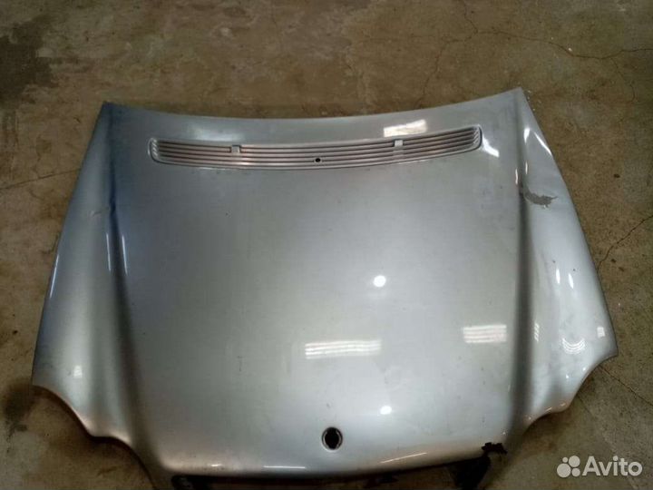 Капот C класс