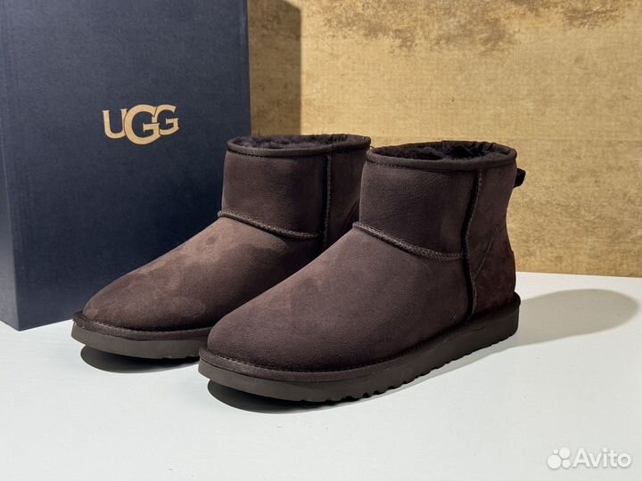 Ugg Mens Classic Mini Zip Metallic Black