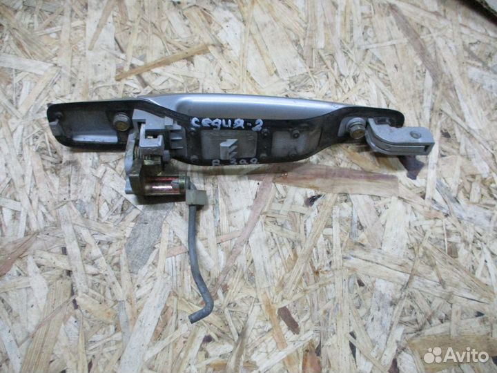 Ручка двери наружная Митсубиси Лансер Седия