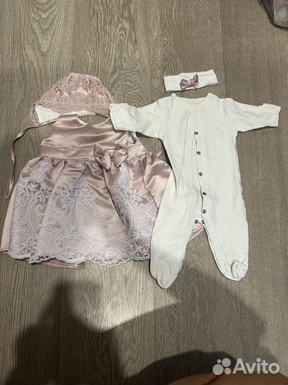 Костюм для девочки на выписку