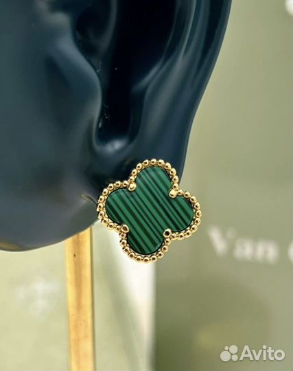 Серьги Van Cleef с ангийским замком