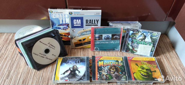 DVD, Диски(игровые, кол-ция мультфильмов)